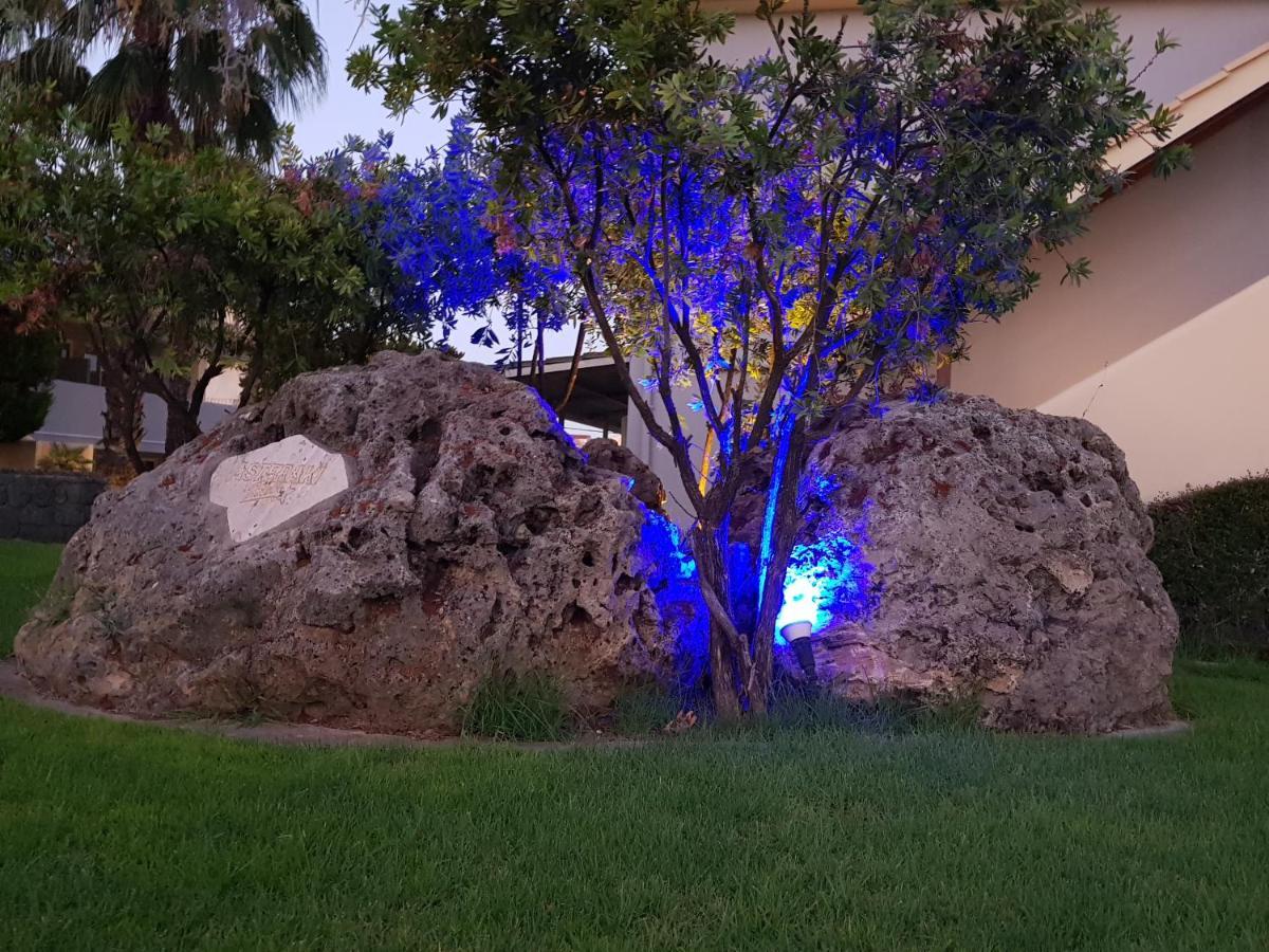 Asteraki Aparthotel Gouvia Dış mekan fotoğraf