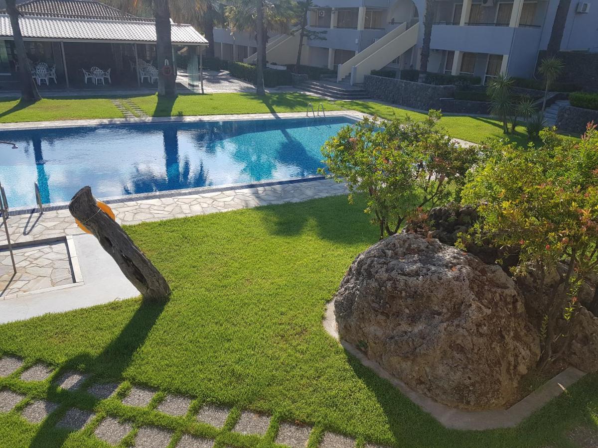 Asteraki Aparthotel Gouvia Dış mekan fotoğraf