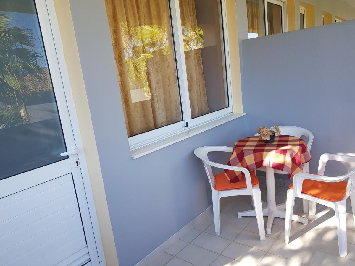 Asteraki Aparthotel Gouvia Dış mekan fotoğraf