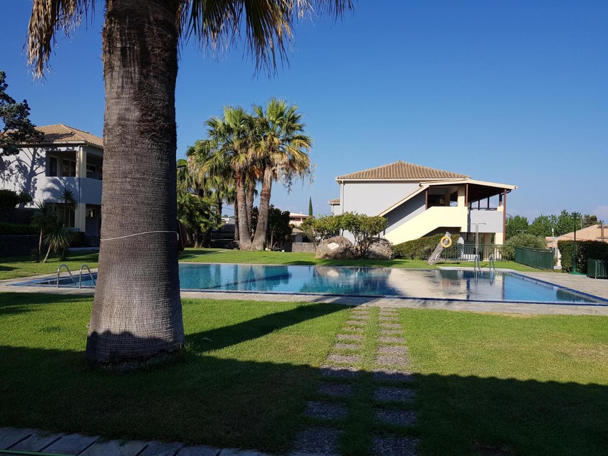 Asteraki Aparthotel Gouvia Dış mekan fotoğraf