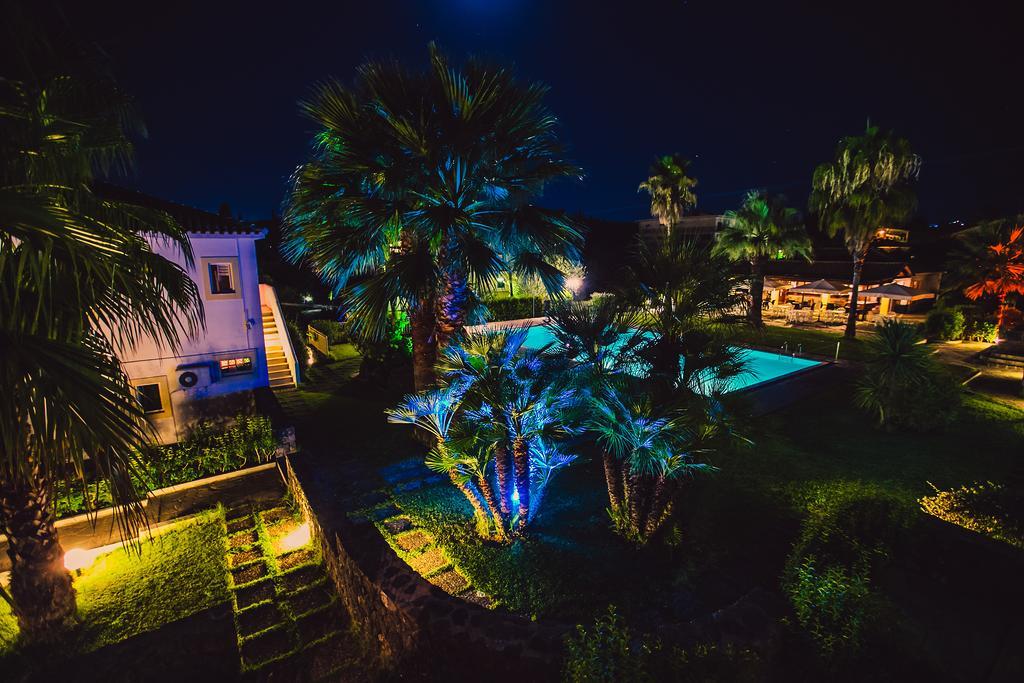 Asteraki Aparthotel Gouvia Dış mekan fotoğraf